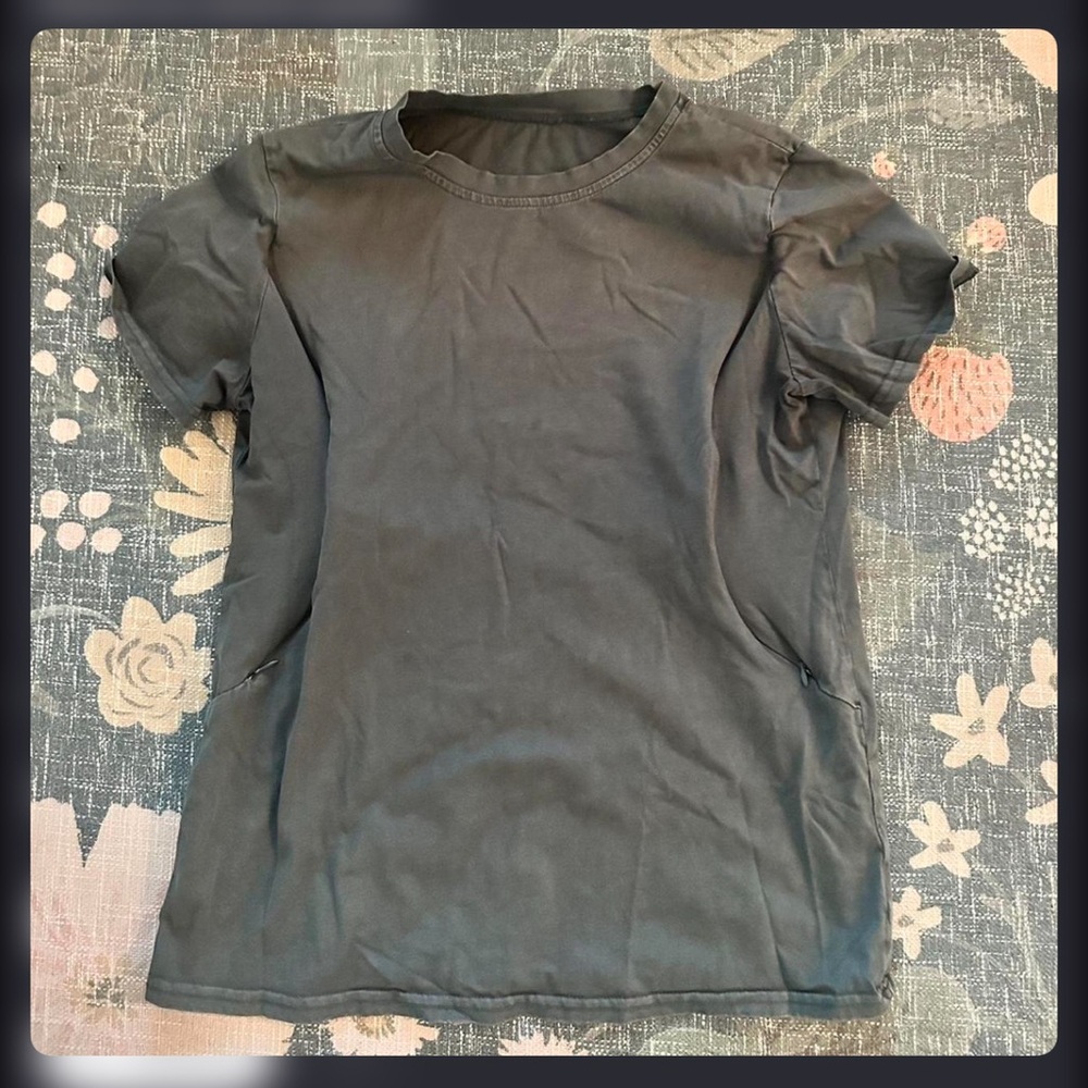 Women's Gray Top
